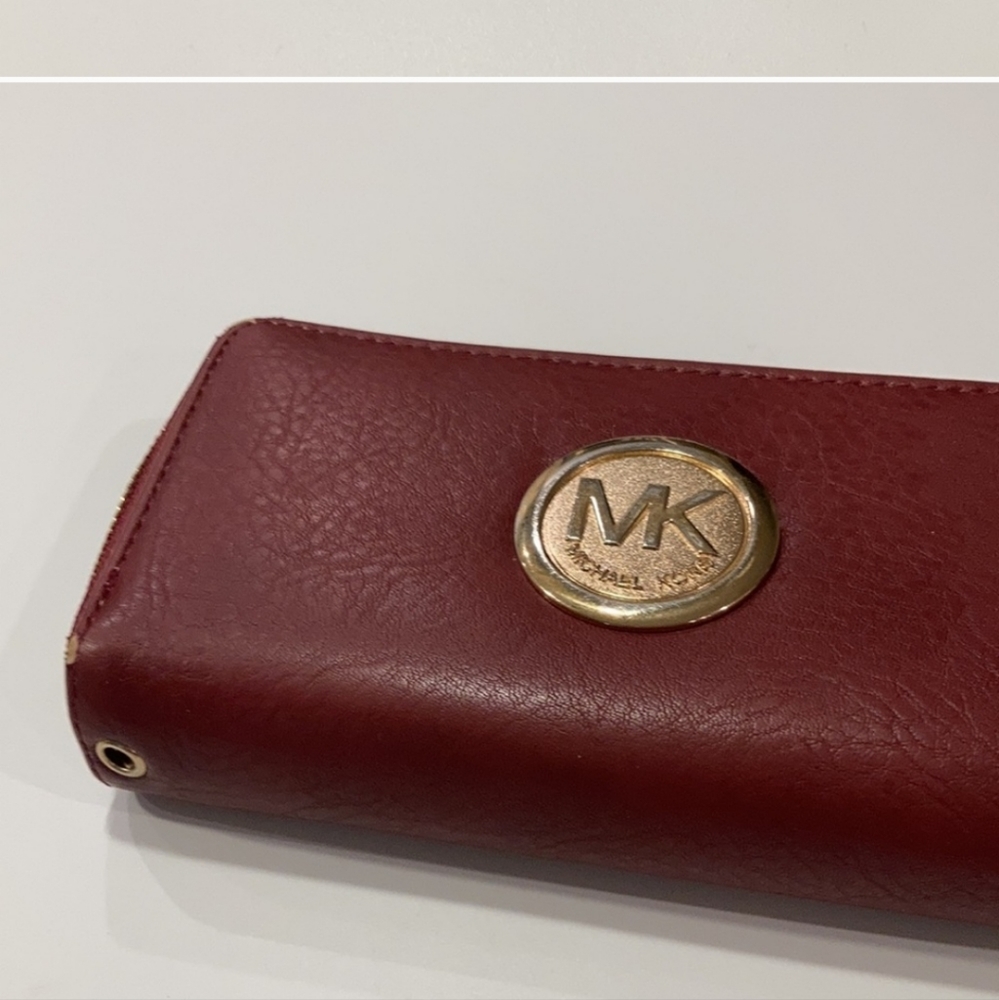 Michael Kors red large wallet organizer